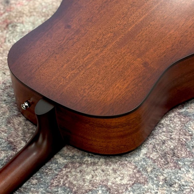 画像8:  【USED】  Godin / Metropolis Natural Cedar EQ    (8)