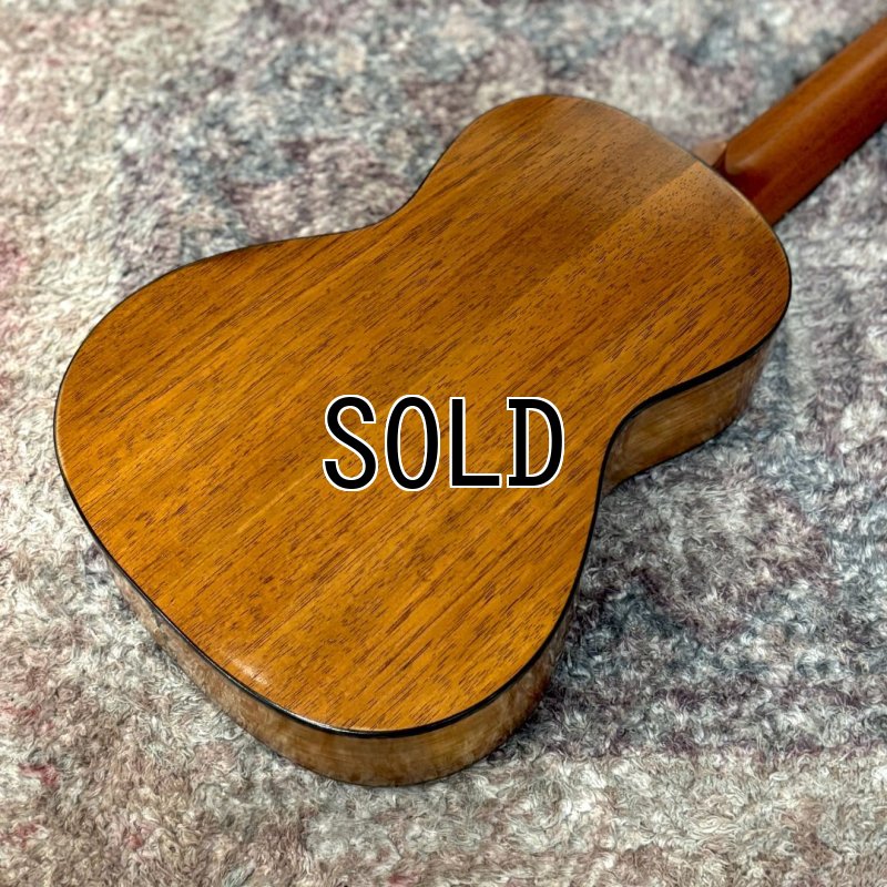 画像9:  【OUTLET】  KUMU ukulele / Tuxedo Concert (#22073866)   (9)