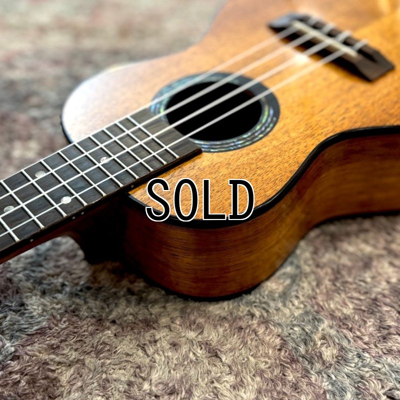 画像3:  【OUTLET】  KUMU ukulele / Tuxedo Concert (#22073866)   (3)
