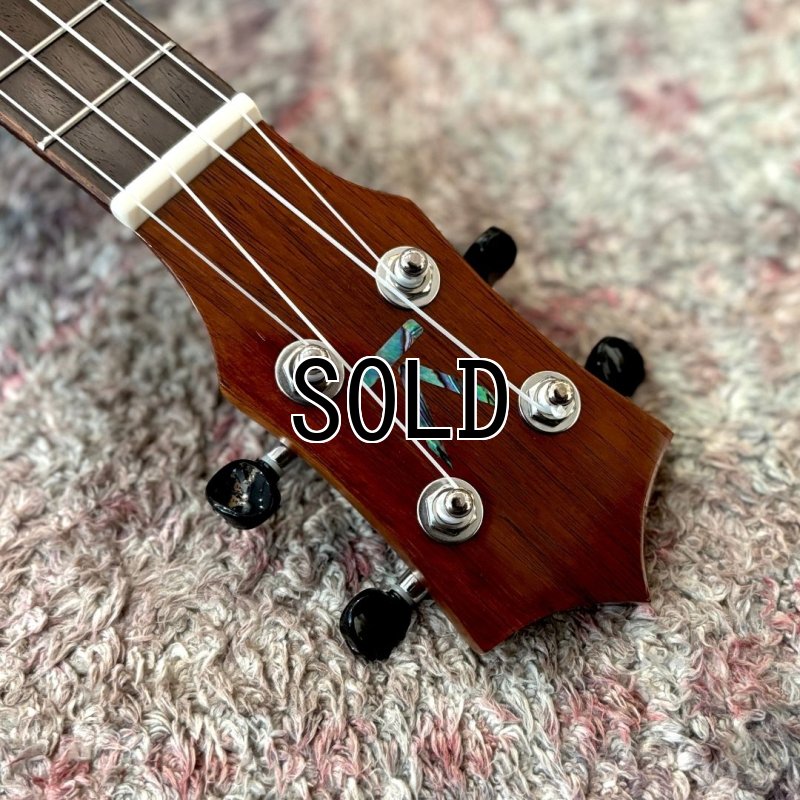 画像5:  【OUTLET】  KUMU ukulele / Tuxedo Concert (#22073866)   (5)