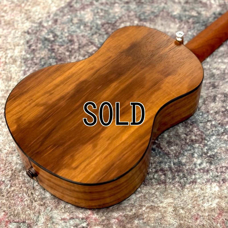 画像9:  【USED】  KUMU ukulele / Tuxedo Tenor w / Five-O by LRBaggs (#20060043)  【店頭展示品】 (9)